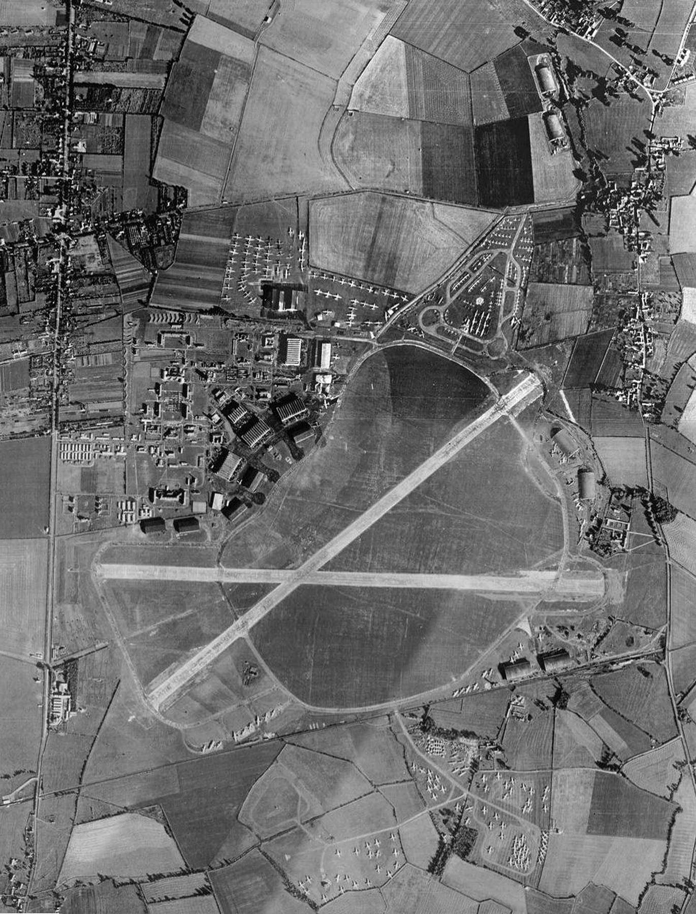 Photo: Aerial view of RAF Brize Norton, September 1946